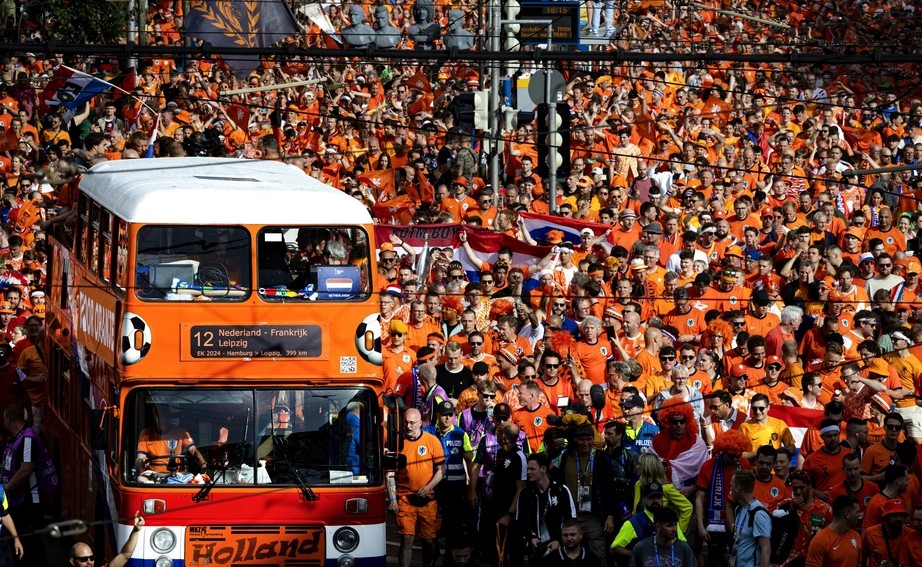 De oranjebus